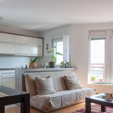 Modern And Bright In * روما